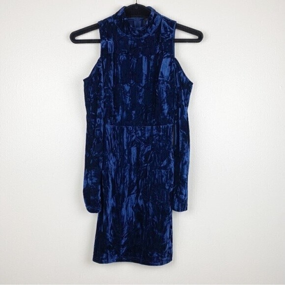 Lulu's A Little Crush Navy Blue Velvet Cold-Shoulder Bodycon Dress Size XS - Picture 3 of 12